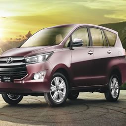 Toyota Innova SUV for Madurai family and pilgrimage tours